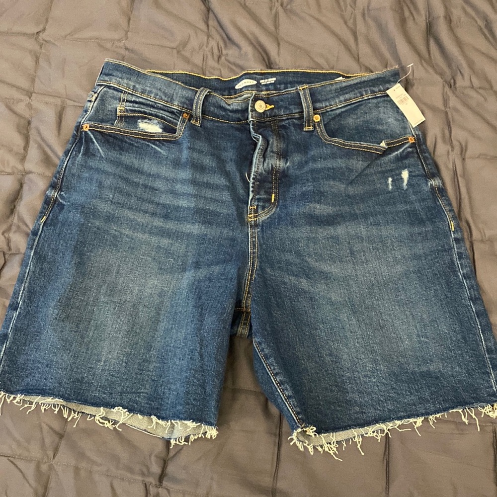 Old Navy Distressed Jean Shorts - NWT
